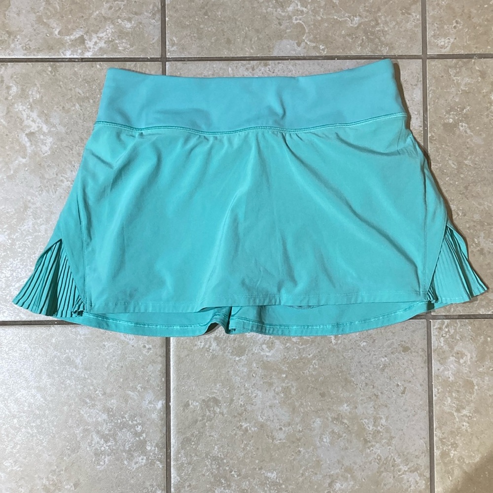Lululemon Washed Marsh Play Off the Pleats Skirt